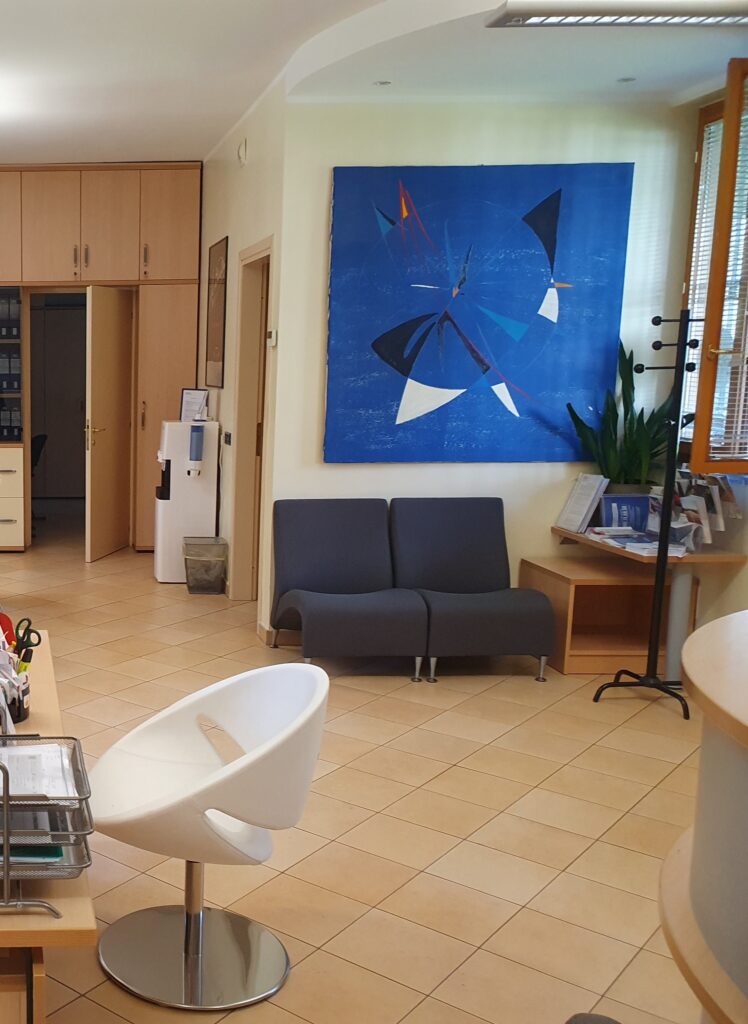 Agenzia interno Soave